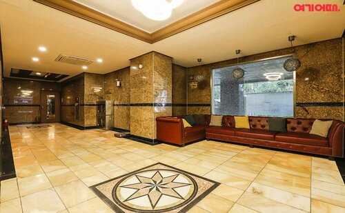 Hotel Signature