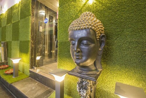 Hotel Himalaya Haridwar @ Har Ki Pauri Road, Book Hotel Billige hoteller i Gujarat