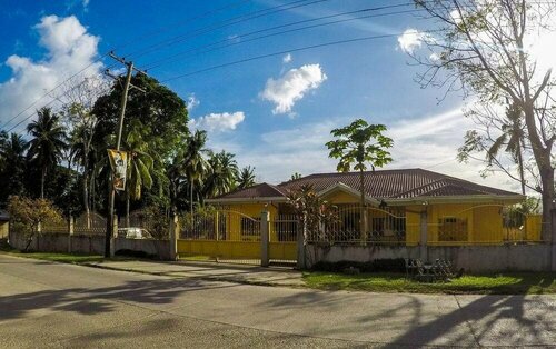 The Yellow House, Rezerwuj Hotel Tanie Hotele w Tagbilaran
