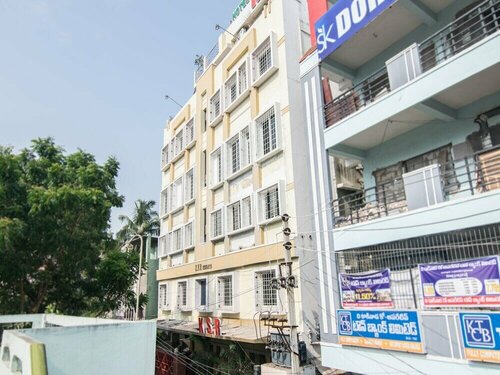 Hotel Krishna Sai Residency, Varaa Hotelli Hotellit Andhra Pradesh aamiaisella, Aamiainen
