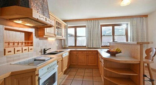Appartement Fuchs, Book Lejlighed Hoteller i Tyrol med parkering, Parkering