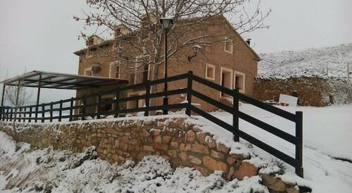 Hostal Venta Liara, Book Hotel Hoteller i Aragonien med parkering, Parkering