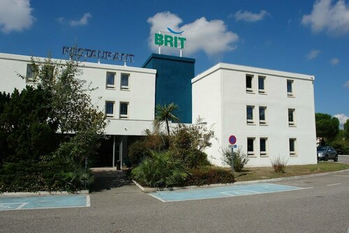 Kyriad Marseille Les Pennes Mirabeau Aeroport, Book Hotel Hoteller i Carros med parkering, Parkering