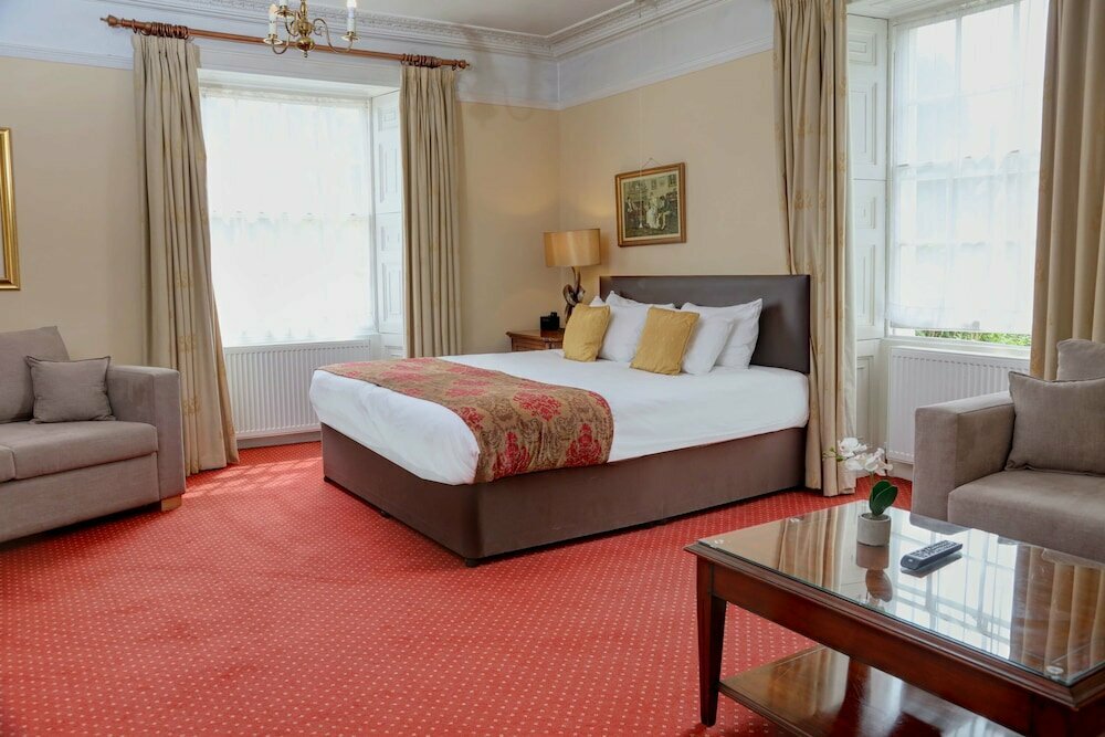 Henbury Lodge Hotel