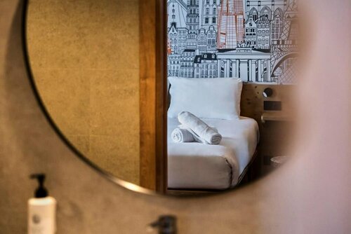 easyHotel Barcelona La Sagrera, Забронировать Отель Отели Барселоны с парковкой, рядом с Станция метро Clot, Парковка