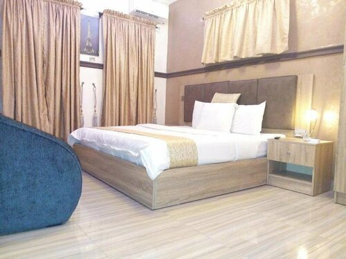 Euro Lounge and Suites, Varaa Hotelli Ibadan hotellit, joissa on pysäköinti, Pysäköinti