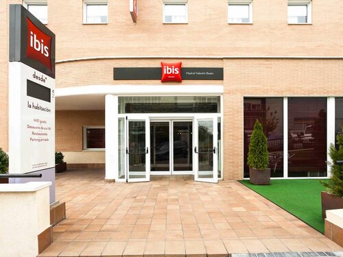 Ibis Madrid Valentin Beato, Rezerwuj Hotel San Blas Coslada