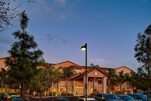 Hilton Garden Inn San Bernardino, Забронировать Отель Сан-Бернардино штат Калифорния