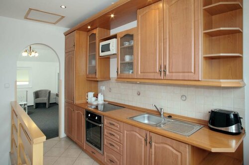 Wine Pension Prague, Boek Hotel Hotels in Praag met parkeren, Parkeren