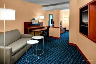 Fairfield Inn and Suites by Marriott Emporia I-95