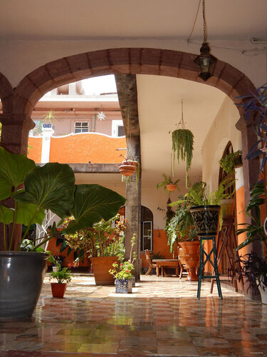 Suites Santo Domingo, Забронировать Отель Бизнес-отели Сан-Мигель-де-Альенде, рядом с Las Monjas Temple, 4* 5*