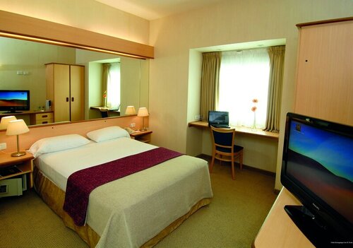 Hotel Aeroparque Inn & Suites, Забронировать Отель Отели Палермо с бассейном, Бассейн
