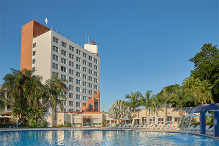 Bourbon Hotel & Suites Curitiba, Забронировать Отель Отели Куритиба по системе «всё включено», рядом с Solar do Barao Cultural Center, Всё включено