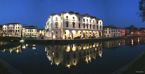 Hotel Antico Moro, Забронировать Отель Целарино Венето
