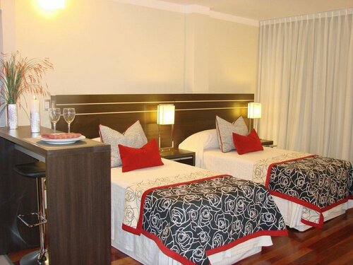 Zoom Apartments Hotel, Забронировать Апарт-отель Апарт-отели Провинсия де Кордоба, Апарт-отель