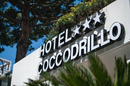 Coccodrillo Hotel & Apartments, Забронировать Отель Отели Ривьера-делле-Пальме с парковкой, Парковка