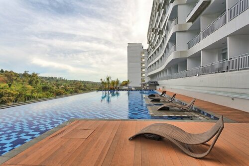 Le Eminence Puncak Hotel Convention & Resort, Book Ferieresort 5-stjernede hoteller i Puncak, 5*