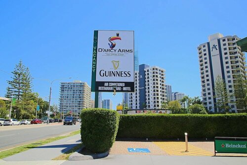 Darcy Arms Hotel Motel, Prenota Motel Hotel a Queensland con parcheggio, Parcheggio