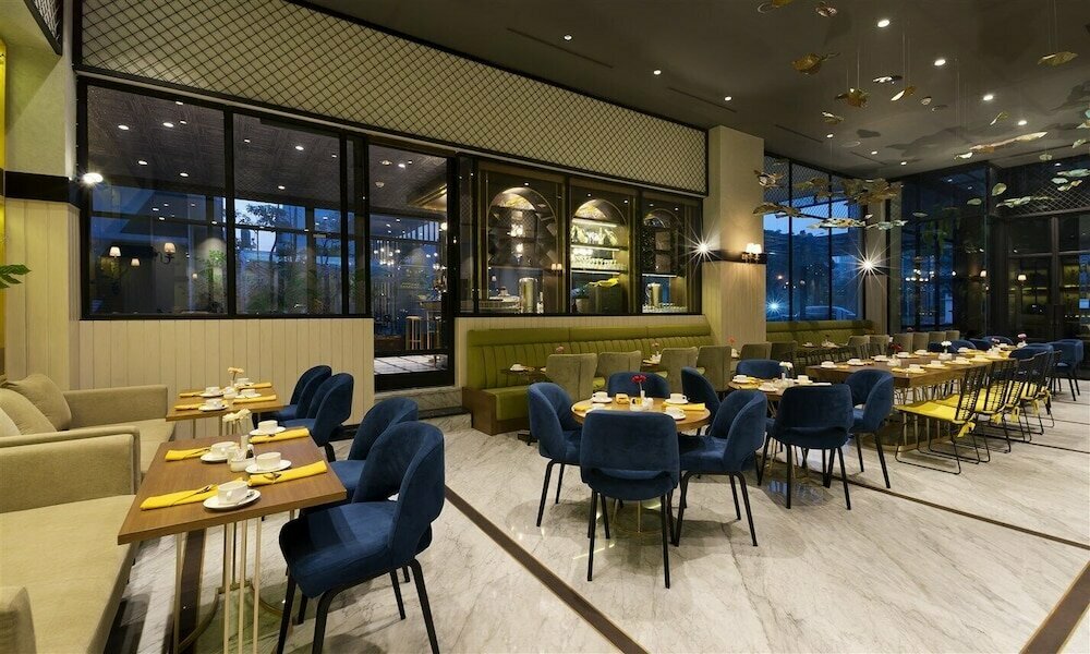 Aviary Bintaro