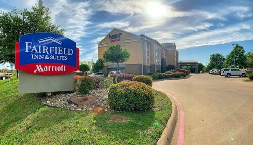 Fairfield Inn & Suites Waco North, Book Hotel Waco hoteller med parkering, Parkering