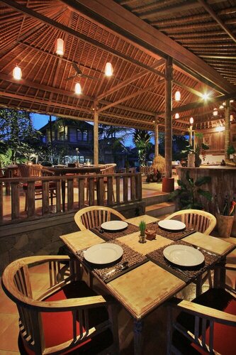 Villa Chili, Book Feriehus Hoteller i Gianyar med pool, Swimmingpool