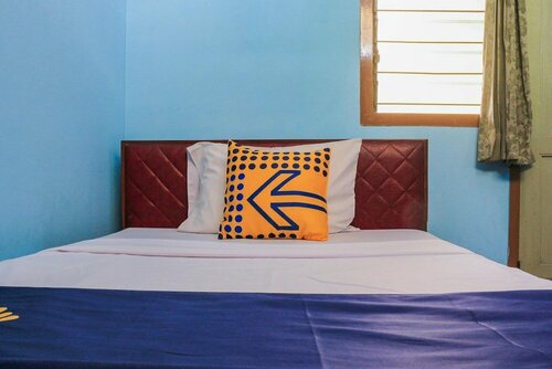 Hotel Budi Famili 2 by OYO Rooms, Buchen Sie Hotel Ciamis West-Java