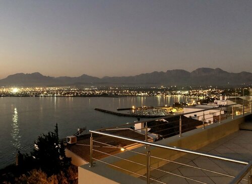 Bayview Gordon's Bay, Boek Vakantiehuis Kaapstad Westkaap