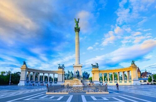 Отель Up Budapest, Забронировать Отель Отели Будапешта 4 звезды, рядом с Блаха Луйза тер, 4*