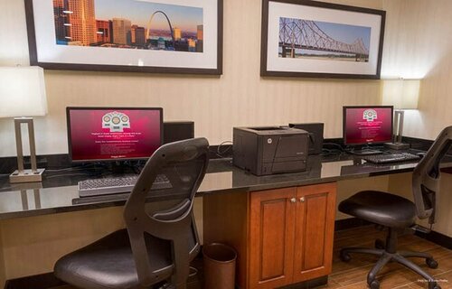 Drury Inn & Suites Findlay, Buchen Sie Hotel Findlay Ohio