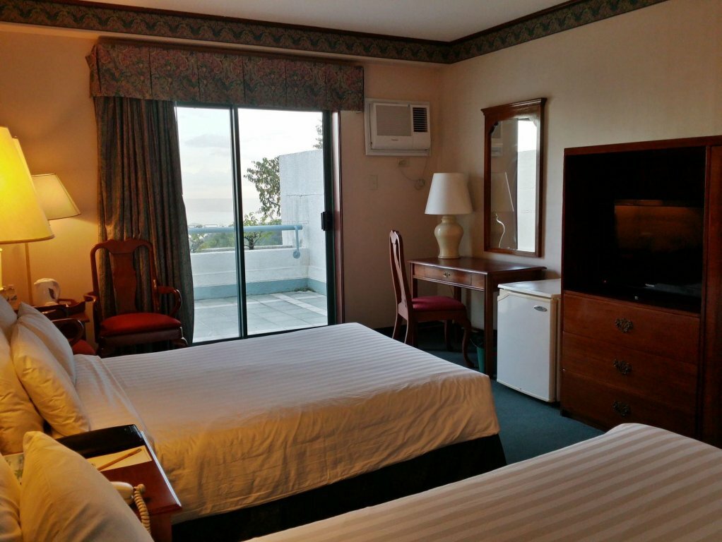 Days Hotel