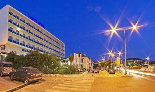 Hotel Petka, Забронировать Отель Отели Региона Дубровника с парковкой, Парковка