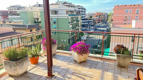 Inviting 2-bed Apartment in Roma, Đặt Căn hộ Rome 