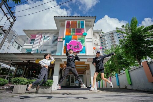 The Tint At Phuket Town - SHA Plus, Забронировать Отель Отели и гостиницы Пхукета Таун, рядом с Vachira Phuket Hospital, Отель
