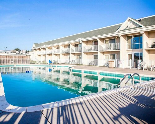 Quality Inn Lake of the Ozarks, Rezervovat Hotel  