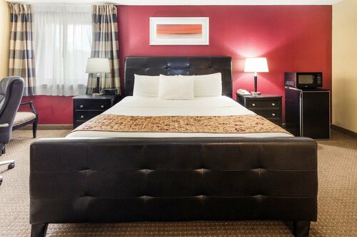 Ramada by Wyndham Bettendorf, จอง โรงแรม Bettendorf Quad Cities