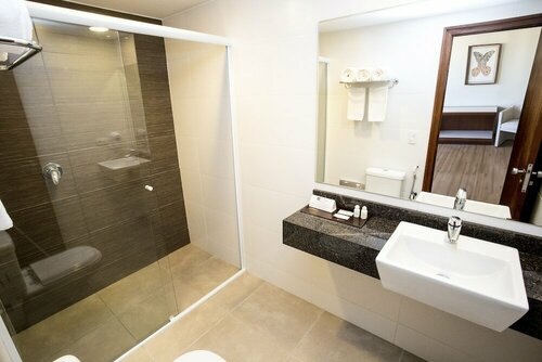 Alta Reggia Plaza Hotel, Забронировать Отель Бизнес-отели Куритиба, рядом с Конгресс-центр Estacao Embratel, 4* 5*