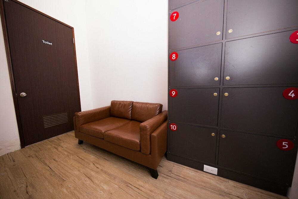 SleepBox Hostel