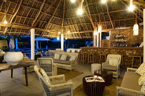 Hakuna Matata Beach Lodge & Spa, Book Feriehus Bububu 