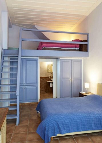 Guesthouse Lila, Забронировать Отель Отели Сироса 4 звезды, 4*