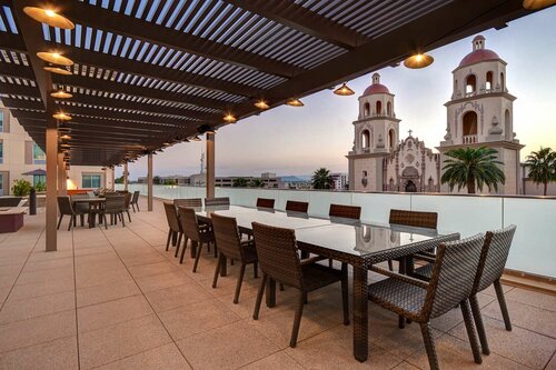 Home2 Suites by Hilton Tucson Downtown, Book Hotel Hoteller i Tucson med parkering, Parkering