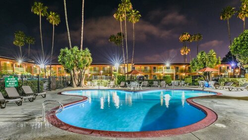 Vagabond Inn Costa Mesa, Забронировать Отель Коста-Меса Beach Cities Orange County