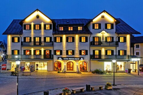 Hotel Wittelsbach Oberammergau, Забронировать Отель Отели Обераммергау 3 звезды, рядом с Oberammergau Church, 3*