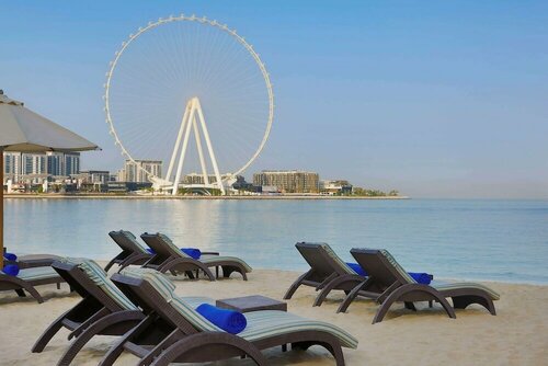 Hilton Dubai Jumeirah, Забронировать Курортный отель Отели Эмирата Дубая с бассейном, рядом с DMCC, Бассейн