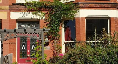 The Warwick Guest House, Rezervați Pensiune Pensiuni în Merseyside, Pensiune