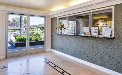 Americas Best Value Inn San Bernardino, Забронировать Отель Сан-Бернардино штат Калифорния