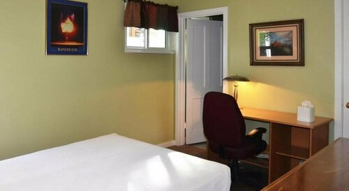 Canyon Inn - Downtown Los Alamos, Buchen Sie Pension Hotels in New Mexico mit Parkplatz, Parkplätze