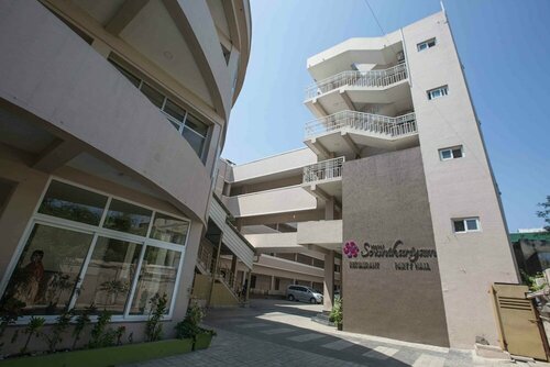Hotel Sownthariyam, Забронировать Отель Отели Пални 3 звезды, 3*