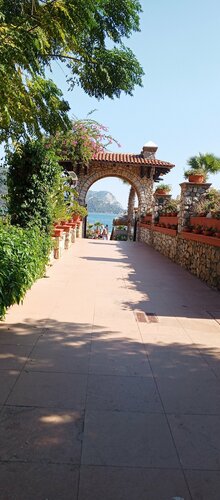 Marti Resort Hotel, Забронировать Курортный отель Отели Ичмелер с бассейном, Бассейн