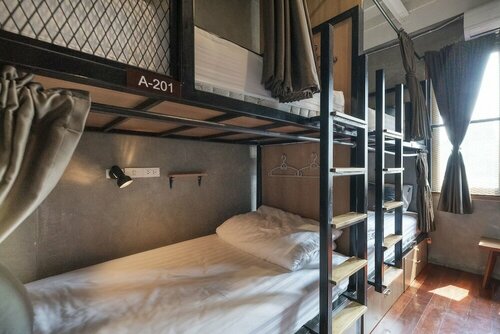 OYO 685 Am Bed Hostel, Забронировать Хостел Отели Провинции Бангкока с парковкой, Парковка