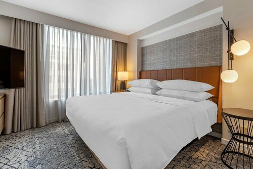 Sheraton Suites Old Town Alexandria, Забронировать Отель Отели Виргиния 3 звезды, 3*